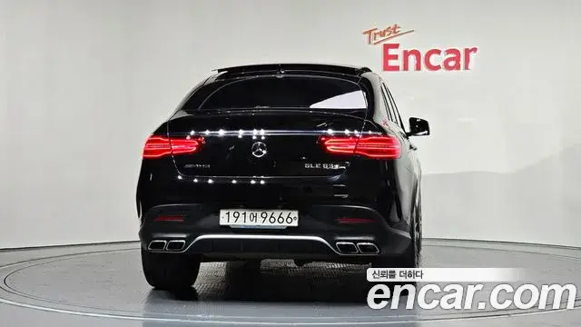 Mercedes-Benz GLE-Class 2019 — Şəkil 21/21