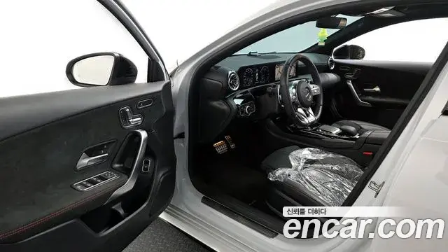 Mercedes-Benz A-Class 2022 — Фото 10/20