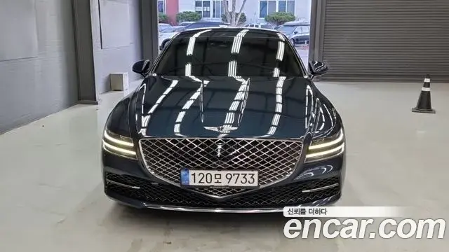 Genesis G80 2022 — Photo 16/18