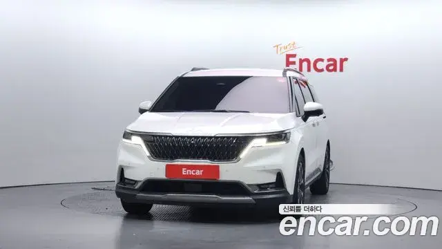 Kia Carnival 2023 — Фото 3/20