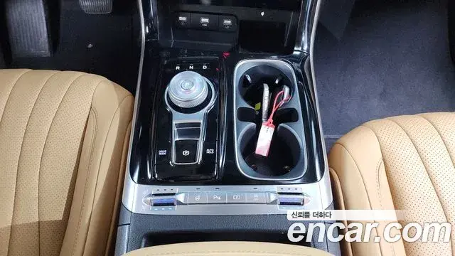 Kia Carnival 2023 — Фото 9/20