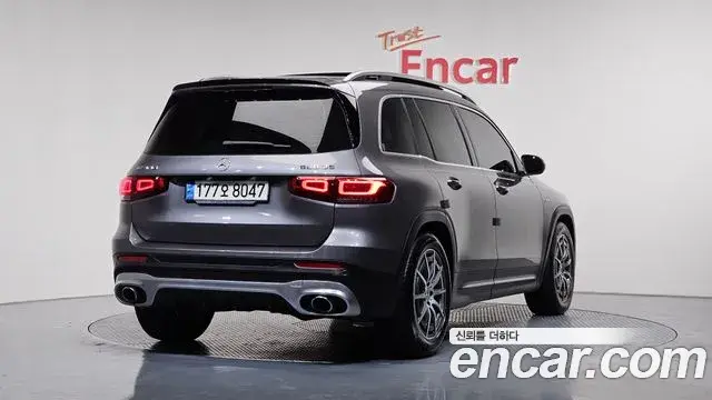 Mercedes-Benz GLB-Class 2022 — Photo 9/20
