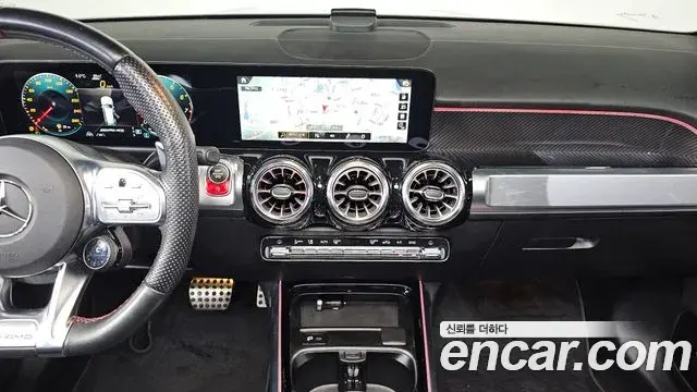 Mercedes-Benz GLB-Class 2022 — Photo 4/20
