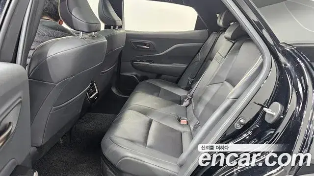 Toyota Crown Crossover 2024 — ფოტო 20/20