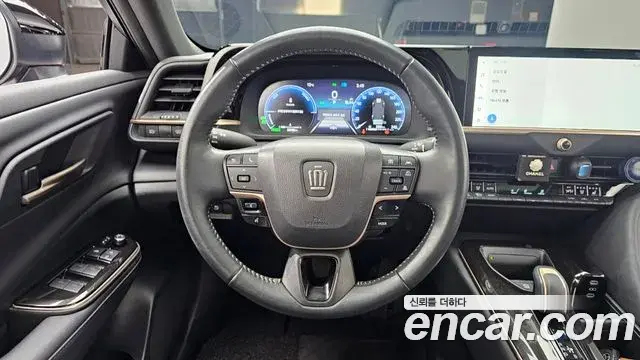 Toyota Crown Crossover 2024 — ფოტო 1/20