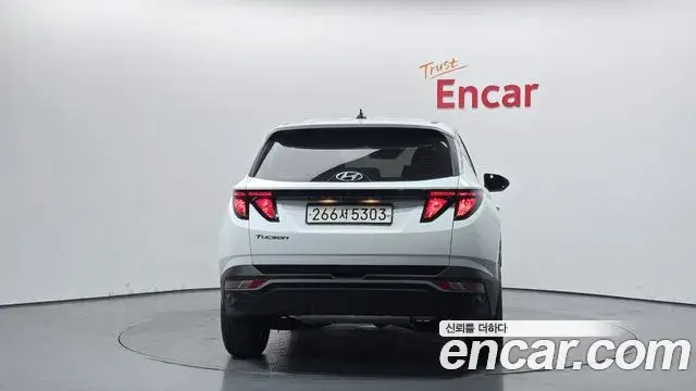 Hyundai Tucson Hybrid 2022 — ფოტო 12/20
