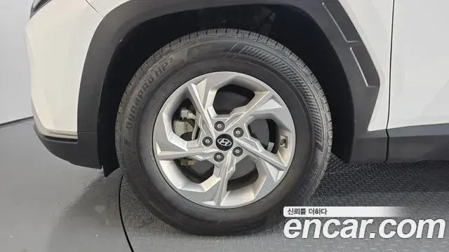 Hyundai Tucson Hybrid 2022 — ფოტო 2/20