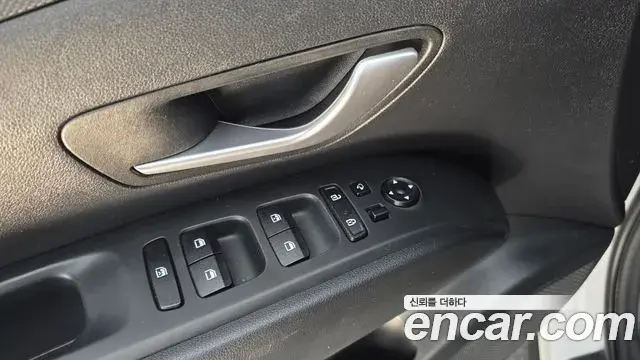 Hyundai Tucson Hybrid 2022 — ფოტო 7/20