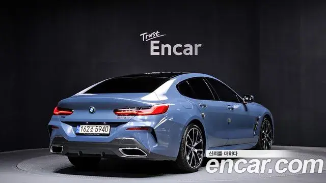 BMW 8 Series 2019 — ფოტო 1/20