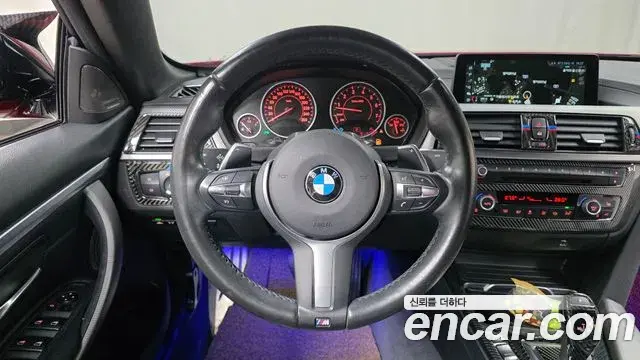 BMW 4 Series 2018 — ფოტო 18/20