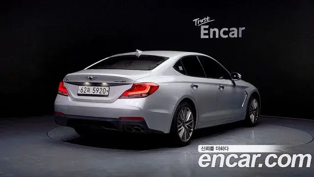 Genesis G70 2019 — ფოტო 14/20