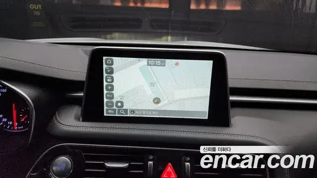 Genesis G70 2019 — ფოტო 18/20