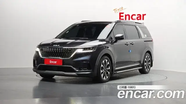 Kia Carnival 2022 — ფოტო 5/20