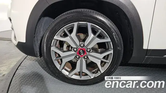 Kia Seltos 2019 — Şəkil 1/20
