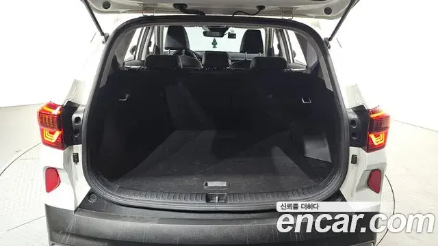 Kia Seltos 2019 — Şəkil 10/20