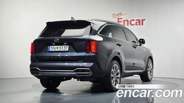 Kia Sorento 2021 — Photo 3/20