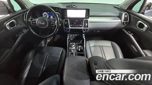 Kia Sorento 2021 — Photo 2/20