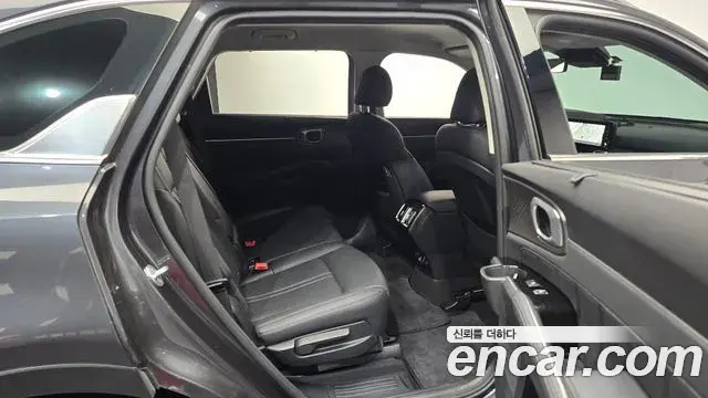 Kia Sorento 2021 — Photo 10/20