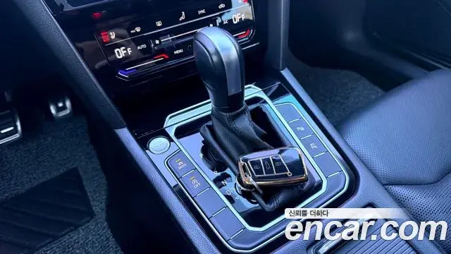 Volkswagen Arteon 2022 — ფოტო 8/18