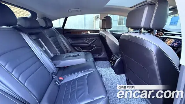 Volkswagen Arteon 2022 — ფოტო 16/18