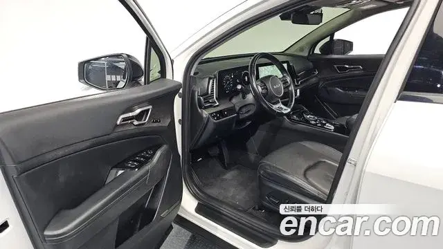 Kia Sportage 2021 — Фото 10/20
