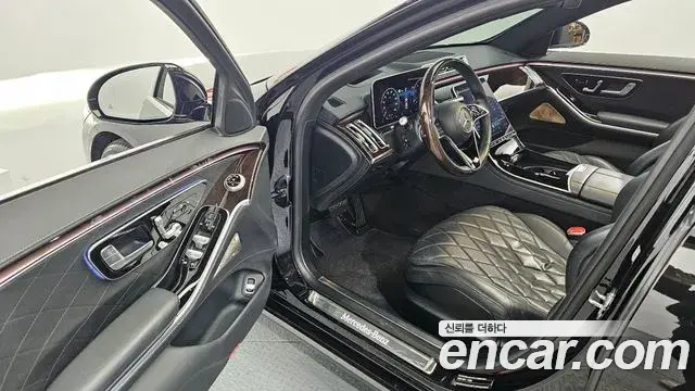 Mercedes-Benz S-Class 2021 — Photo 19/20
