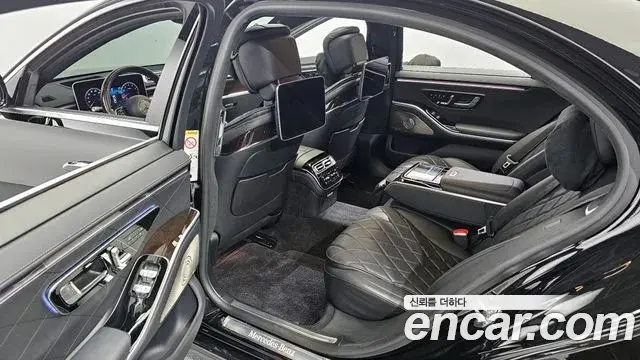 Mercedes-Benz S-Class 2021 — Photo 14/20