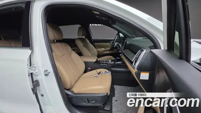 Kia Sorento 2024 — Фото 10/20