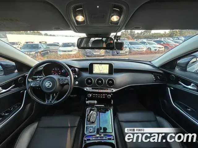 Kia Stinger 2018 — Photo 11/20