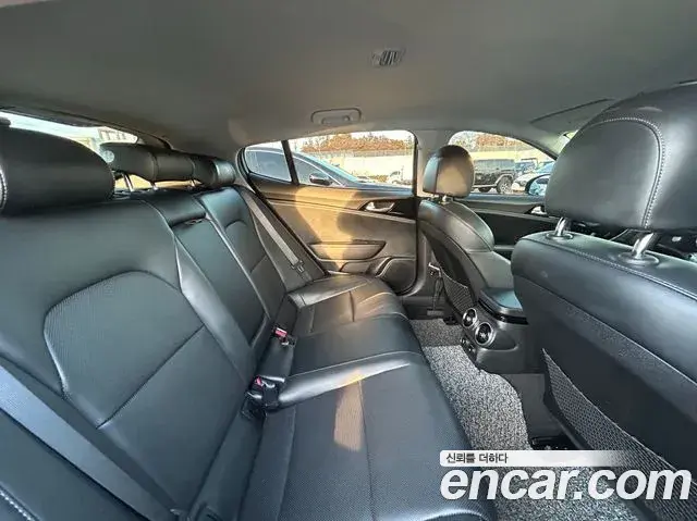 Kia Stinger 2018 — Photo 20/20