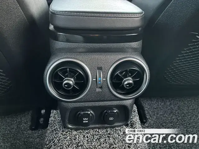 Kia Stinger 2018 — Photo 7/20