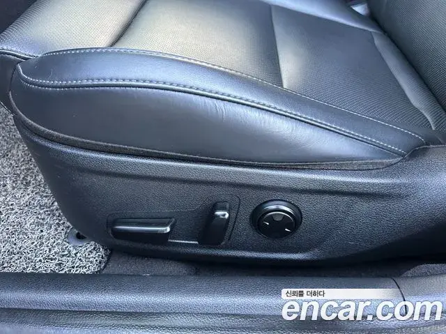 Kia Stinger 2018 — Photo 17/20