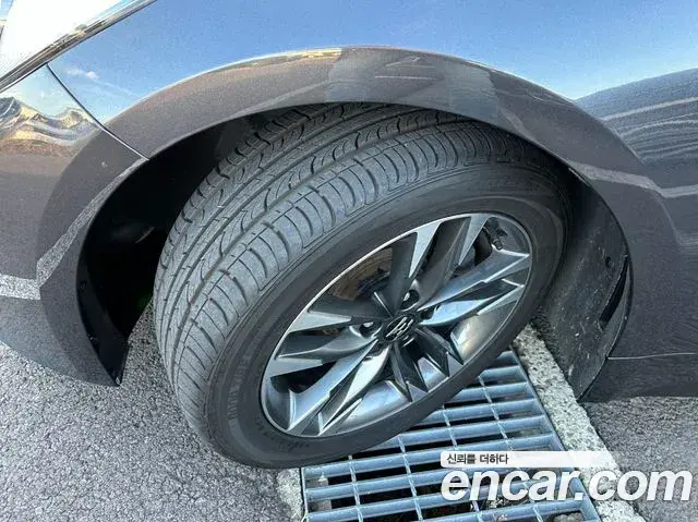 Kia Stinger 2018 — Photo 18/20