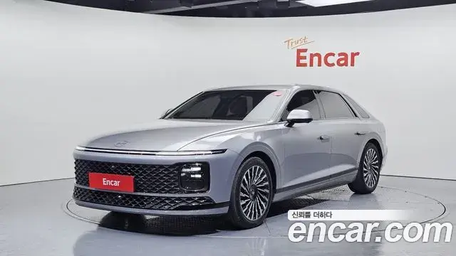 Hyundai Grandeur 2023 — Фото 1/20