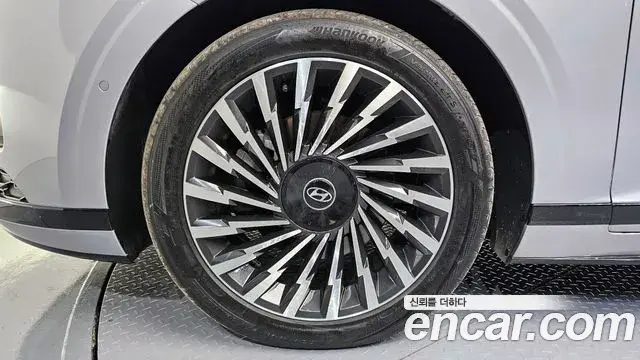 Hyundai Grandeur 2023 — Фото 5/20