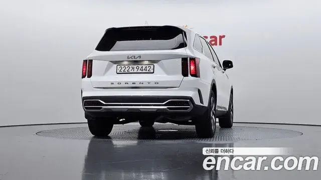 Kia Sorento 2022 — ფოტო 7/20