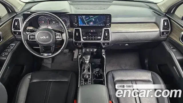 Kia Sorento 2022 — ფოტო 19/20