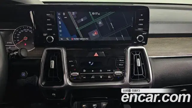Kia Sorento 2022 — ფოტო 6/20