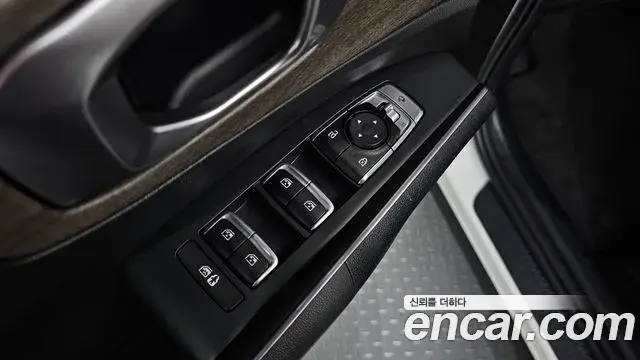 Kia Sorento 2022 — ფოტო 8/20