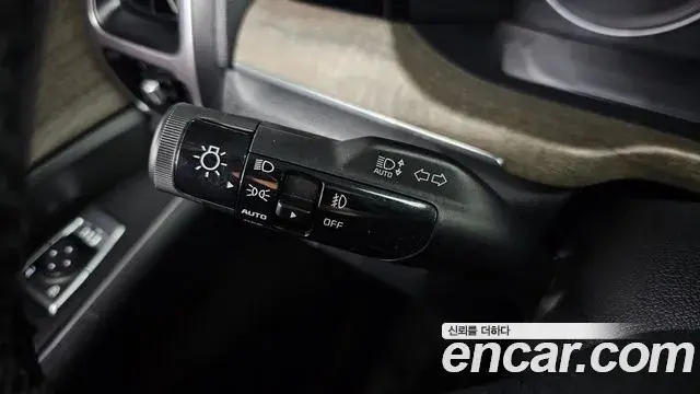 Kia Sorento 2022 — ფოტო 11/20