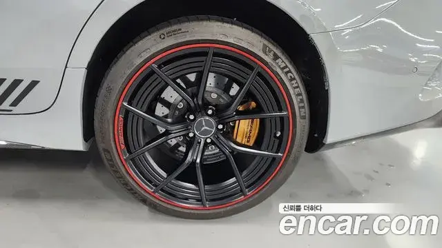 Mercedes-Benz AMG GT 2023 — Şəkil 9/20