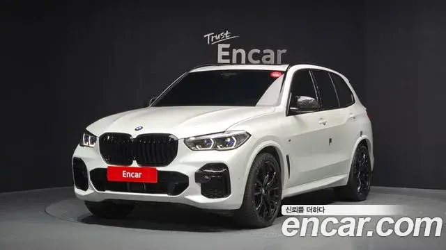 BMW X5 2022 — Фото 1/20