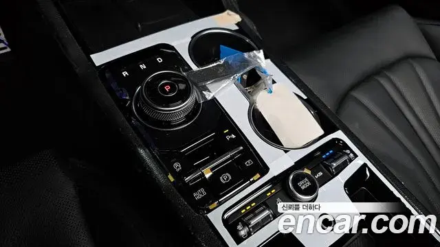 Kia K5 2023 — ფოტო 4/20