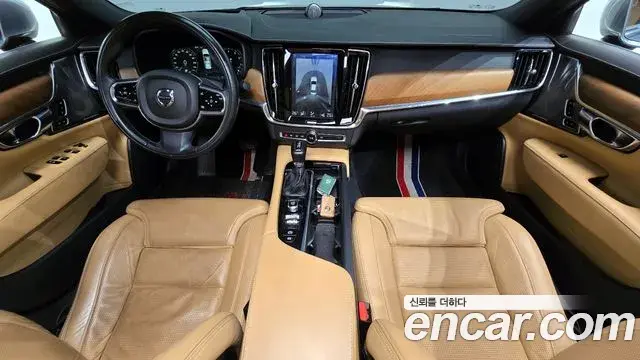 Volvo S90 2019 — Şəkil 19/20