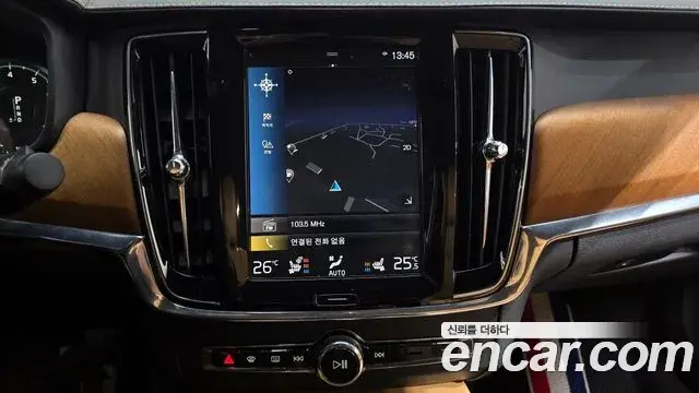 Volvo S90 2019 — Şəkil 9/20