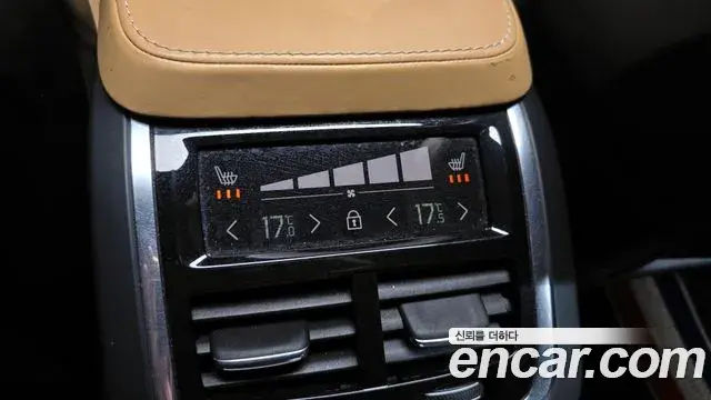 Volvo S90 2019 — Şəkil 12/20