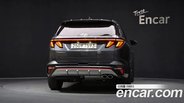 Hyundai Tucson Hybrid 2022 — ფოტო 4/20