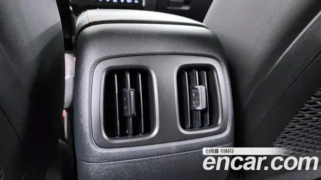 Hyundai Tucson Hybrid 2022 — ფოტო 17/20