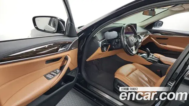 BMW 5 Series 2021 — Şəkil 11/20