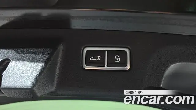 Kia Sorento 2021 — Photo 16/20